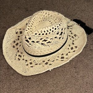 New Vince Camuto Straw Hat